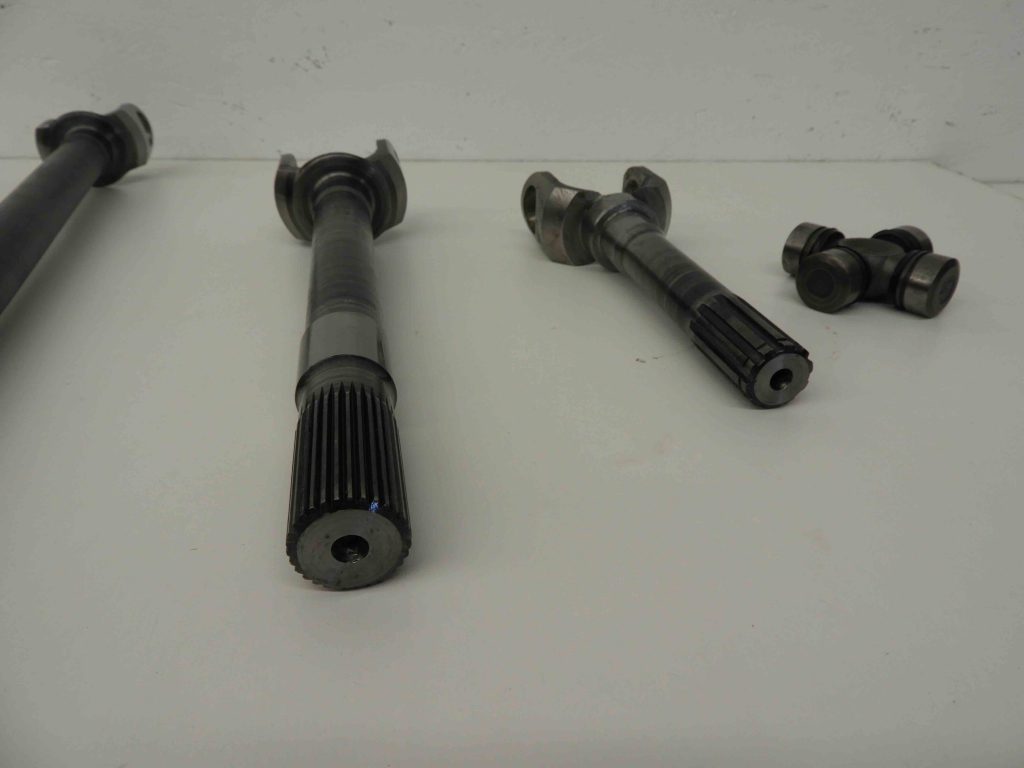 30 Spline Roxor Ultimate Chromoly Front Axle Shafts On The Rox